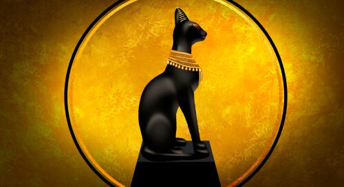 Farao Amenotep III havde en smukt dekoreret sarkofag til sin kat Tamit, hvis navn betyder 'kat'